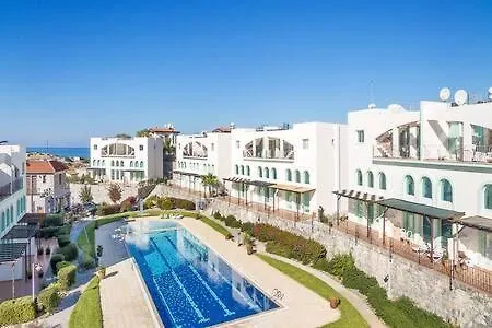 בית נופש Joya Cyprus Marvel Penthouse *